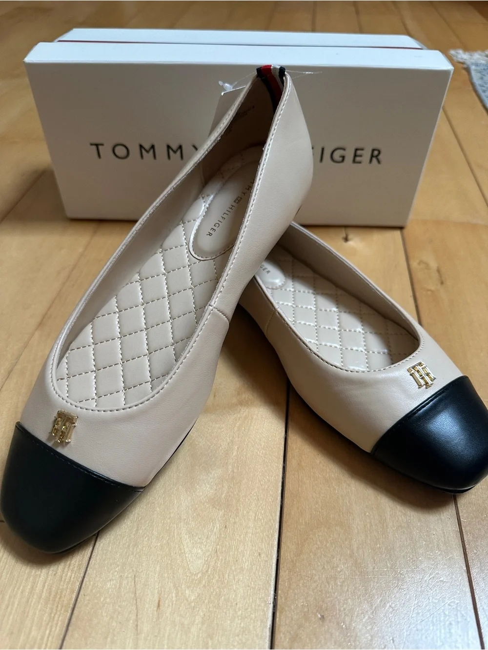 Tommy Hilfiger Beige and Black Cap-Toe Ballet Flats